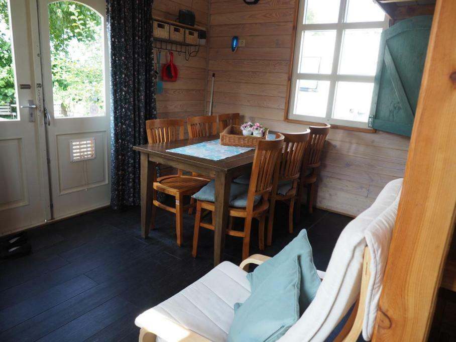 Chalet de Schenk- Camping 't Dekske Wintelre Exterior foto