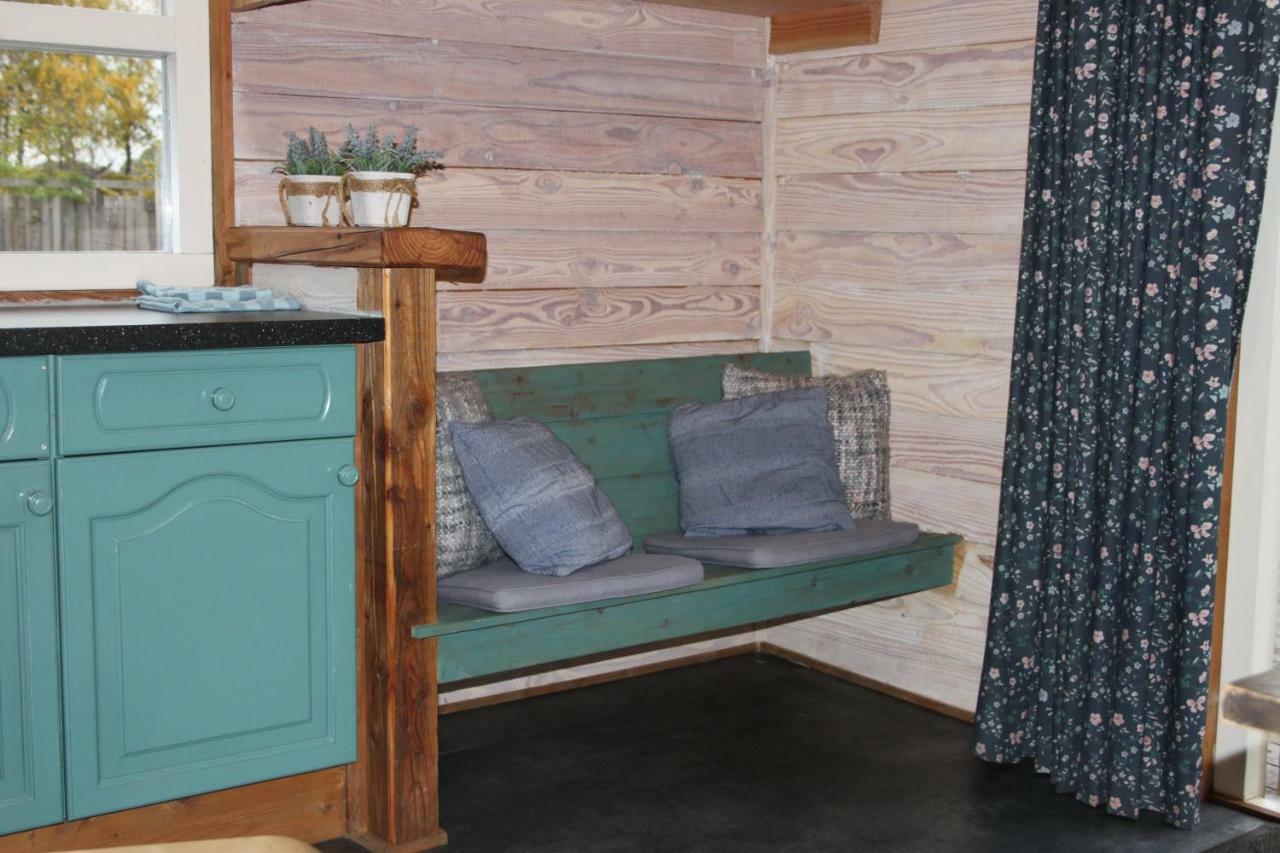 Chalet de Schenk- Camping 't Dekske Wintelre Exterior foto