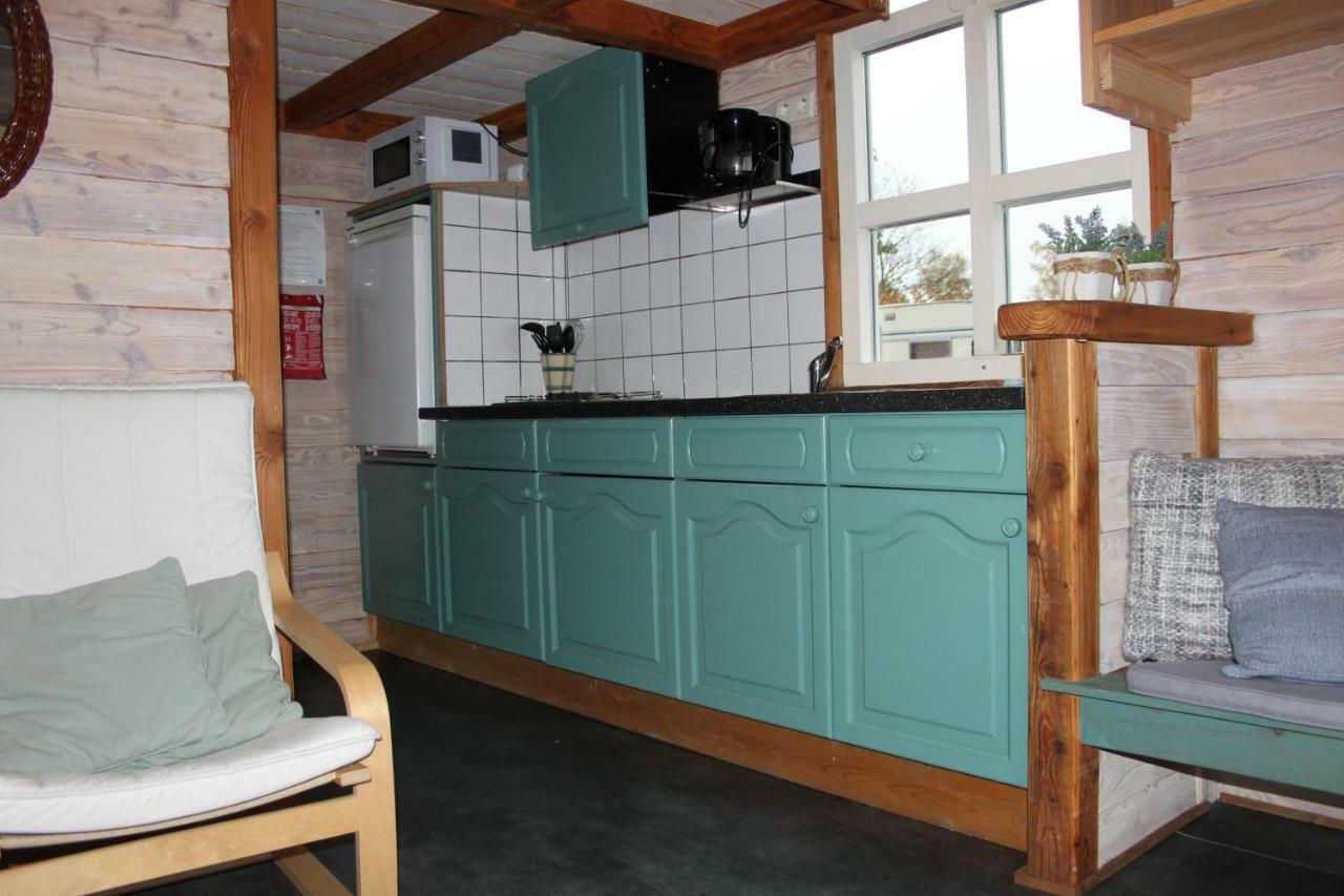 Chalet de Schenk- Camping 't Dekske Wintelre Exterior foto